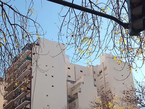 Av. Independencia 2200, Piso 4