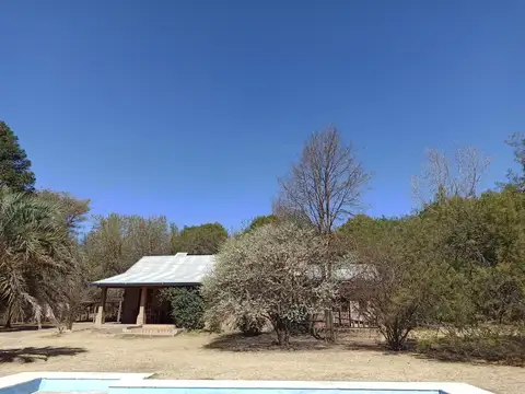Casa en Venta con 3 cocheras