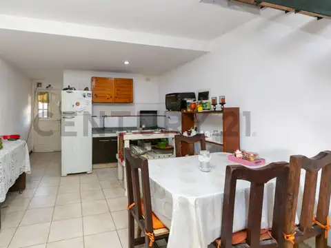 VENTA DUPLEX 3 AMBIENTES EN WILLIAM MORRIS HURLINGHAM GARAGE