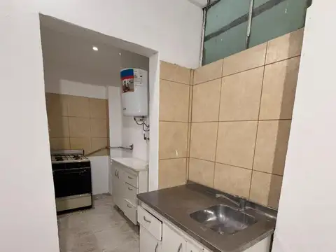 Depto Tipo Casa en Venta en Flores, USD 120.000