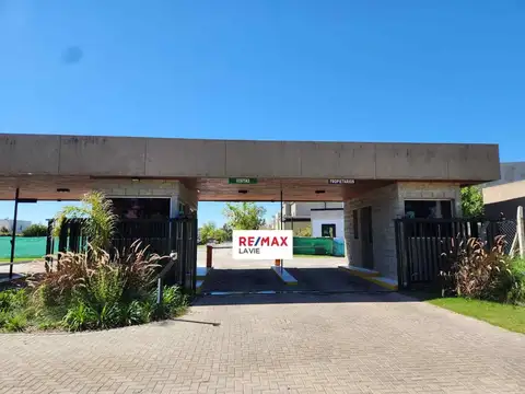 Boulevard de Todos los Santos 4300