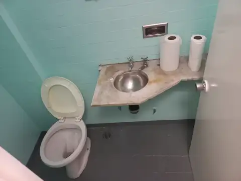 Local en alquiler en Flores