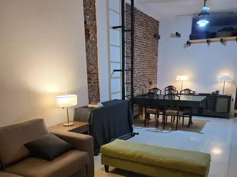 Depto Tipo Casa 3 ambientes con 2 baños