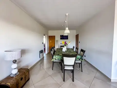 Departamento 5 ambientes con 2 baños