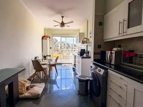 Departamento en Venta en Lisandro De La Torre, USD 220.000