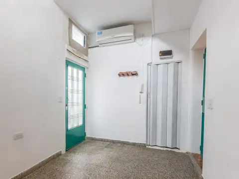 Depto Tipo Casa en Alquiler de 2 ambientes