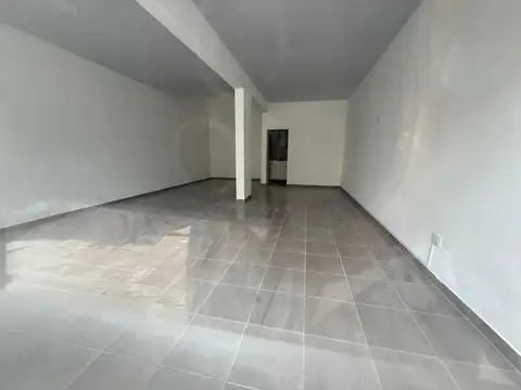 Local en Alquiler en Zárate, $ 1.200.000