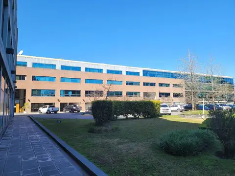 Oficina en Alquiler en Pilar, $ 1.000.000