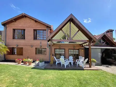 CASA - 5 AMBIENTES - SAN ANTONIO DE PADUA