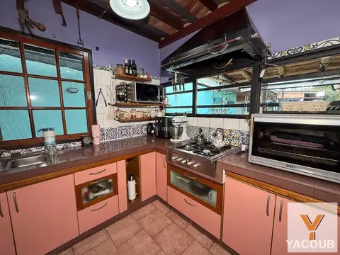 Casa 4 ambientes con 1 baño