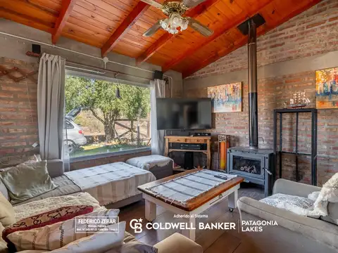 Casa en Venta con 2 cocheras