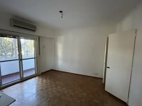Departamento en Alquiler en Acassuso Vías / Santa Fe, $ 800.000
