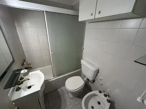 Departamento en Alquiler en Acassuso Vías / Santa Fe, $ 850.000