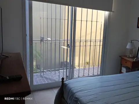 VENTA CASA TRIPLEX 4 AMBIENTES PATIO BELLA VISTA