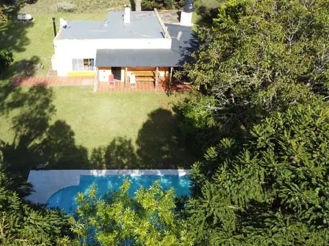 Venta de casa quinta/campo con pileta en Verónica