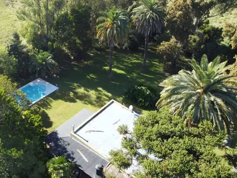 Venta de casa quinta/campo con pileta en Verónica