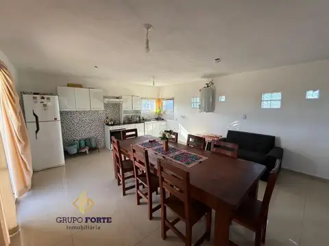 Casa 3 ambientes con 2 baños