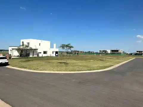 Terreno en Venta 25  mts Frente