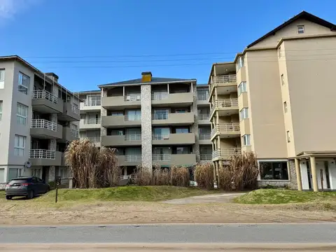 Departamento en Alquiler en Zona Duplex, USD 1.100