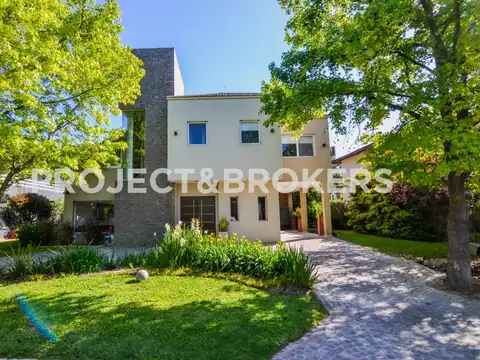 Casa en Venta de 4 dormitorios