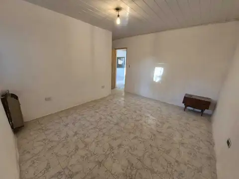 Casa en Alquiler en City Bell, $ 850.000