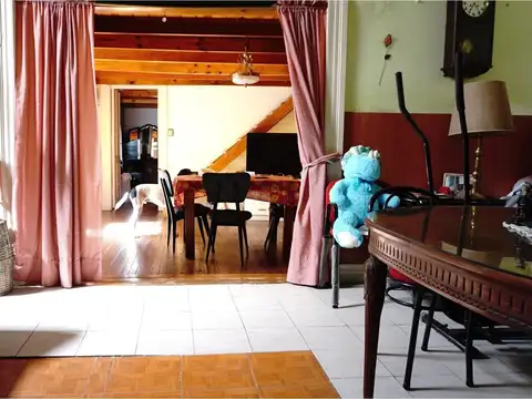 Depto Tipo Casa en Venta 50 años