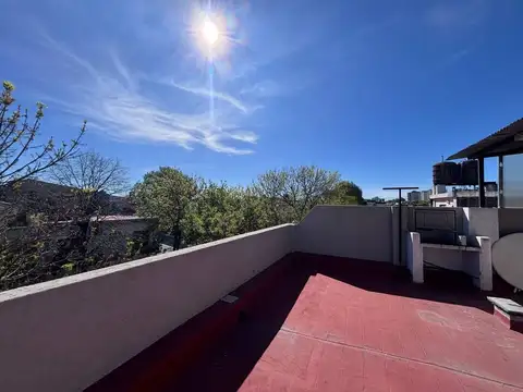 PH 4 AMB CON AMPLIA TERRAZA PARRILLA SIN EXPENSAS