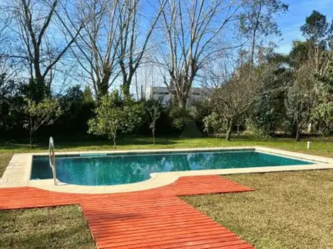 Casa en Alquiler de 3 dormitorios