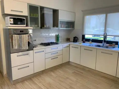 Casa en Venta en Villa San Lorenzo, USD 700.000