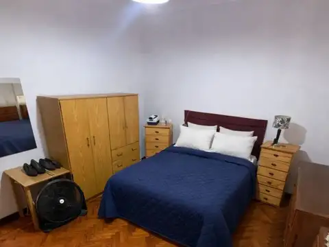 Depto Tipo Casa en Venta en Agronomia, USD 180.000