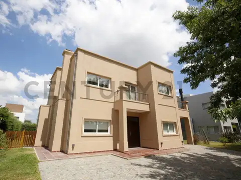 Casa en Venta en Barrancas de Iraola, USD 450.000