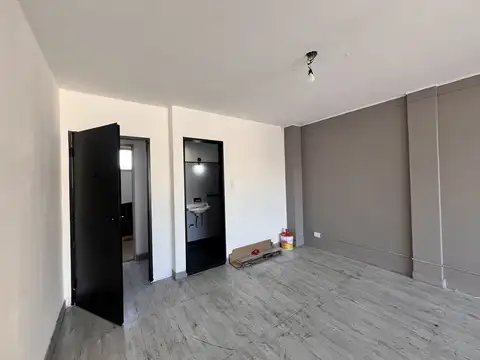 Almirante Guillermo Brown 700, Piso 2