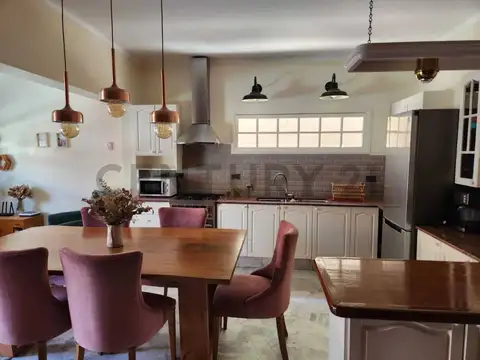 Casa en Venta en Gobernador Benegas, USD 160.000