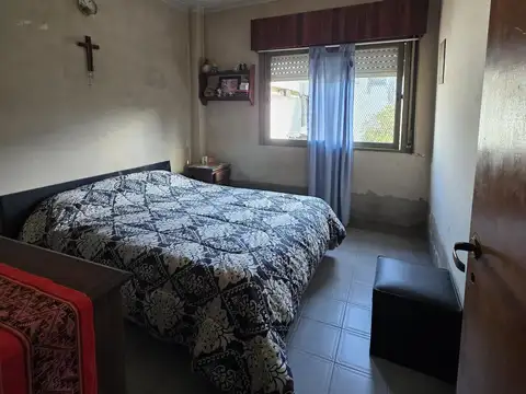 Oportunidad de Inversión! Casa   Local en Garín