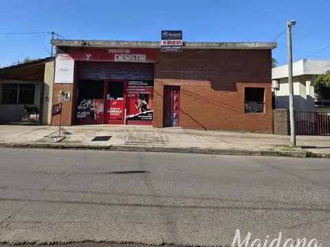 Oportunidad de Inversión! Casa   Local en Garín