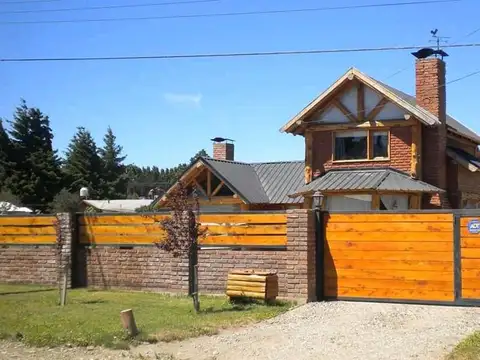 Casa en Venta con 1 cochera