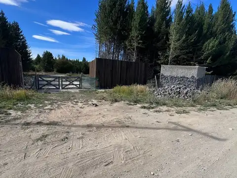 AMPLIO LOTE EN EL OESTE DE BARILOCHE