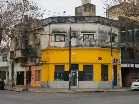 ESQUINA COMERCIAL - LOCAL - Apto Construcción