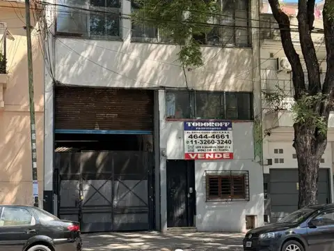 Galpon con entrada de camion y oficina