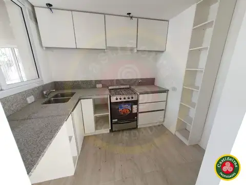 DEPARTAMENTOS, 2 Y 3 AMBIENTES - SIN EXPENSAS - COCHERAS - PATIOS Y BALCONES - MUY BUENA UBICACIÓN !