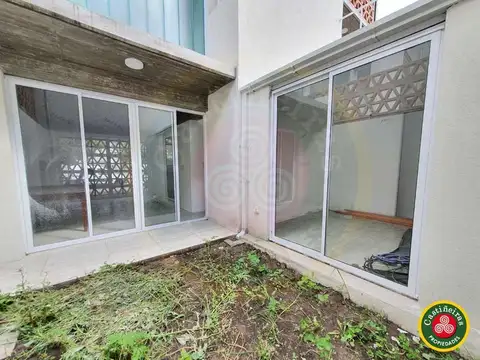 DEPARTAMENTOS, 2 Y 3 AMBIENTES - SIN EXPENSAS - COCHERAS - PATIOS Y BALCONES - MUY BUENA UBICACIÓN !