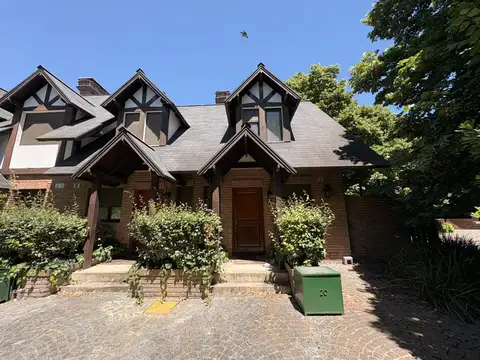 Casa 2 ambientes con 1 baño