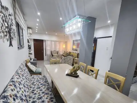 Casa 5 ambientes con 2 baños