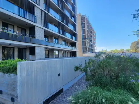 Departamento en Alquiler con 1 cocheras