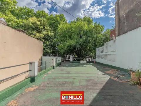 Depto Tipo Casa en Venta con 1 cocheras