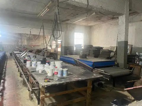 Depósito en Venta en La Plata [Cod: 801]