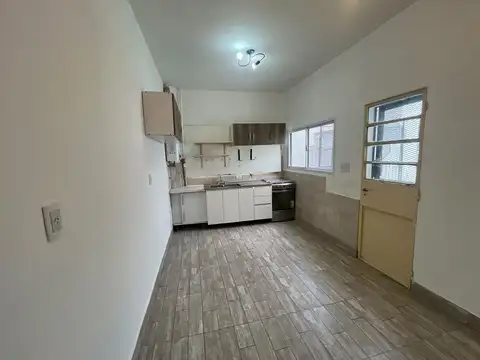 Depto Tipo Casa en Alquiler al Este