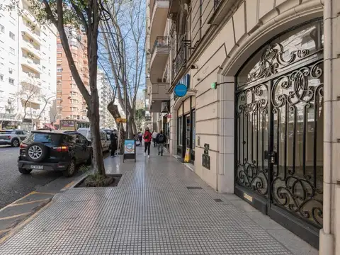 Avenida Pueyrredón 1700