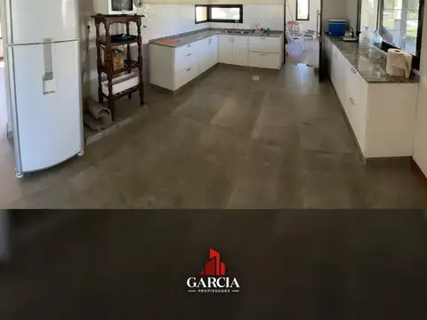 Hermosa casa en Barrio Santa Barbara