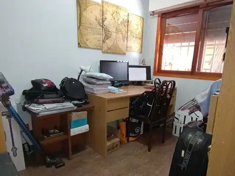 Casa 4 amb. Haedo apto credito